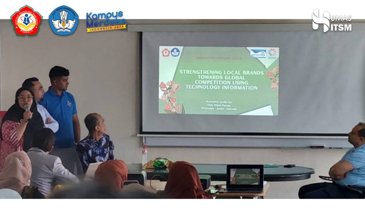 Dosen Institut Teknologi dan Sains Mandala Presentasi Hasil PkM di Pinnacle Pran, Malaysia