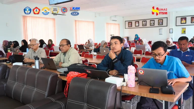 LPPM ITSM SELENGGARAKAN UPGRADING PENELITIAN DAN PENGABDIAN MASYARAKAT